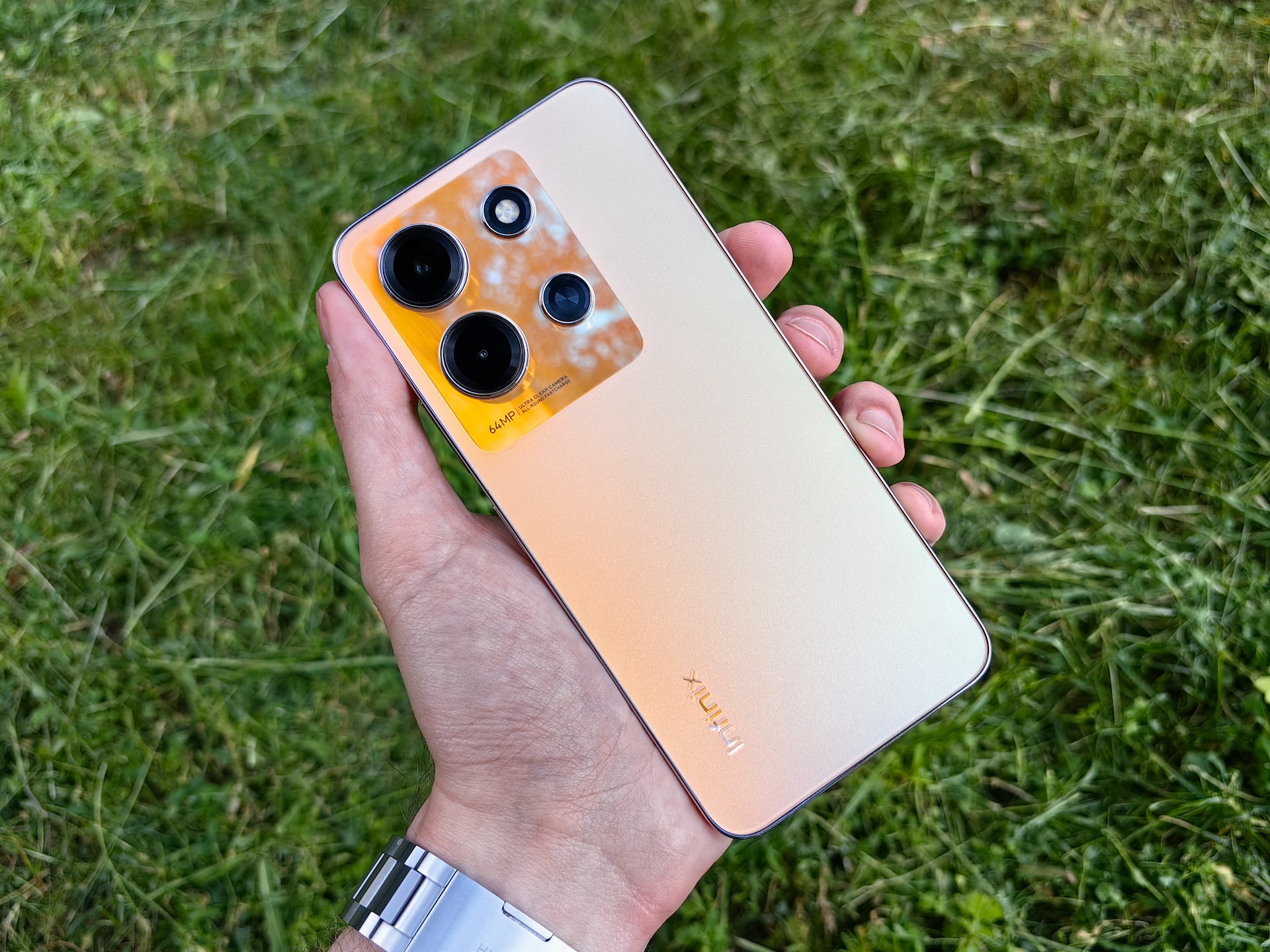 Infinix Note 30 Pro: A Budget Smartphone with a Bang, 2023