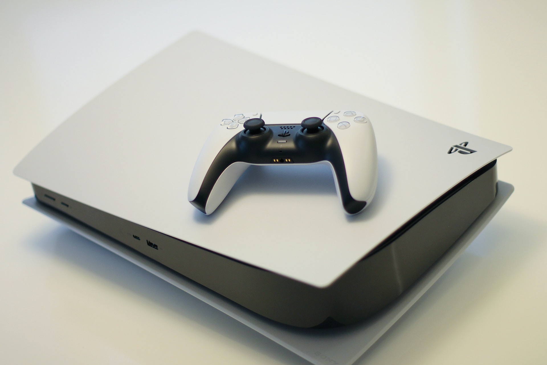 The New PS5 Slim: Is it Worth Upgrading from the PS5?