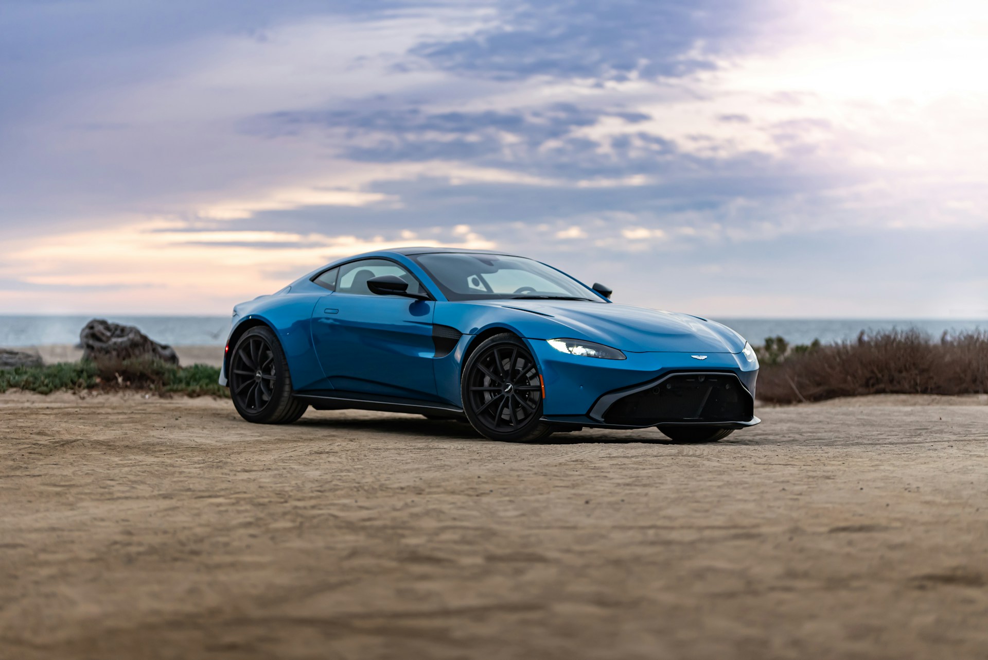 The New Aston Martin Vantage: A Masterpiece of Engineering & Design